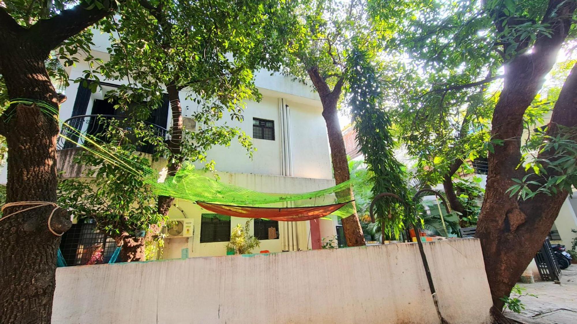 Rostel Backpackers Hostel Пуне Екстер'єр фото