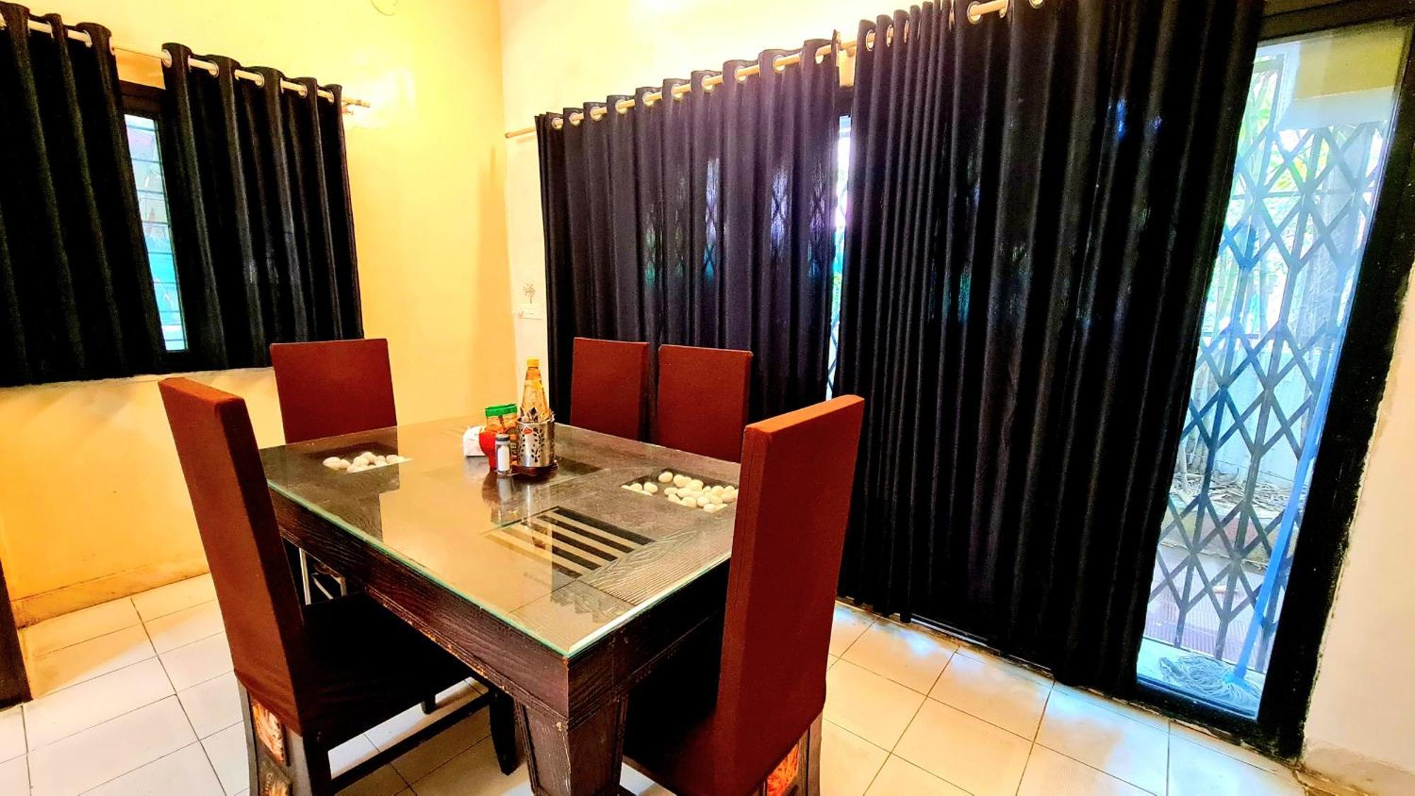 Rostel Backpackers Hostel Пуне Екстер'єр фото